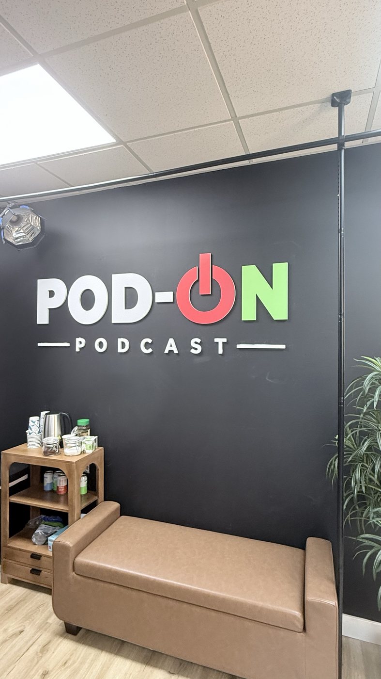 POD-ON lounge wall
